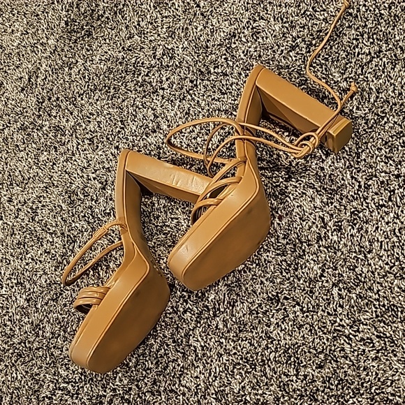 Jeffery Campbell Cream High Heels - Picture 3 of 3